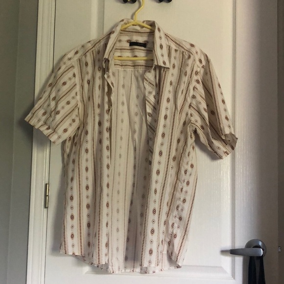 Short sleeves shirt - Picture 2 of 3